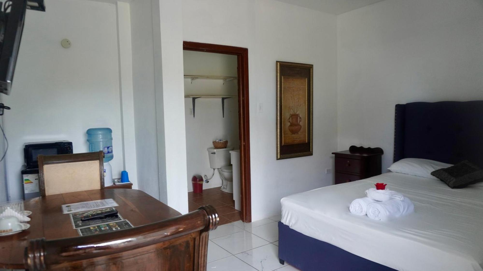 See Belize Poolside Sea View Economy Room With Infinity Pool & Overwater Deck Cidade de Belize Exterior foto