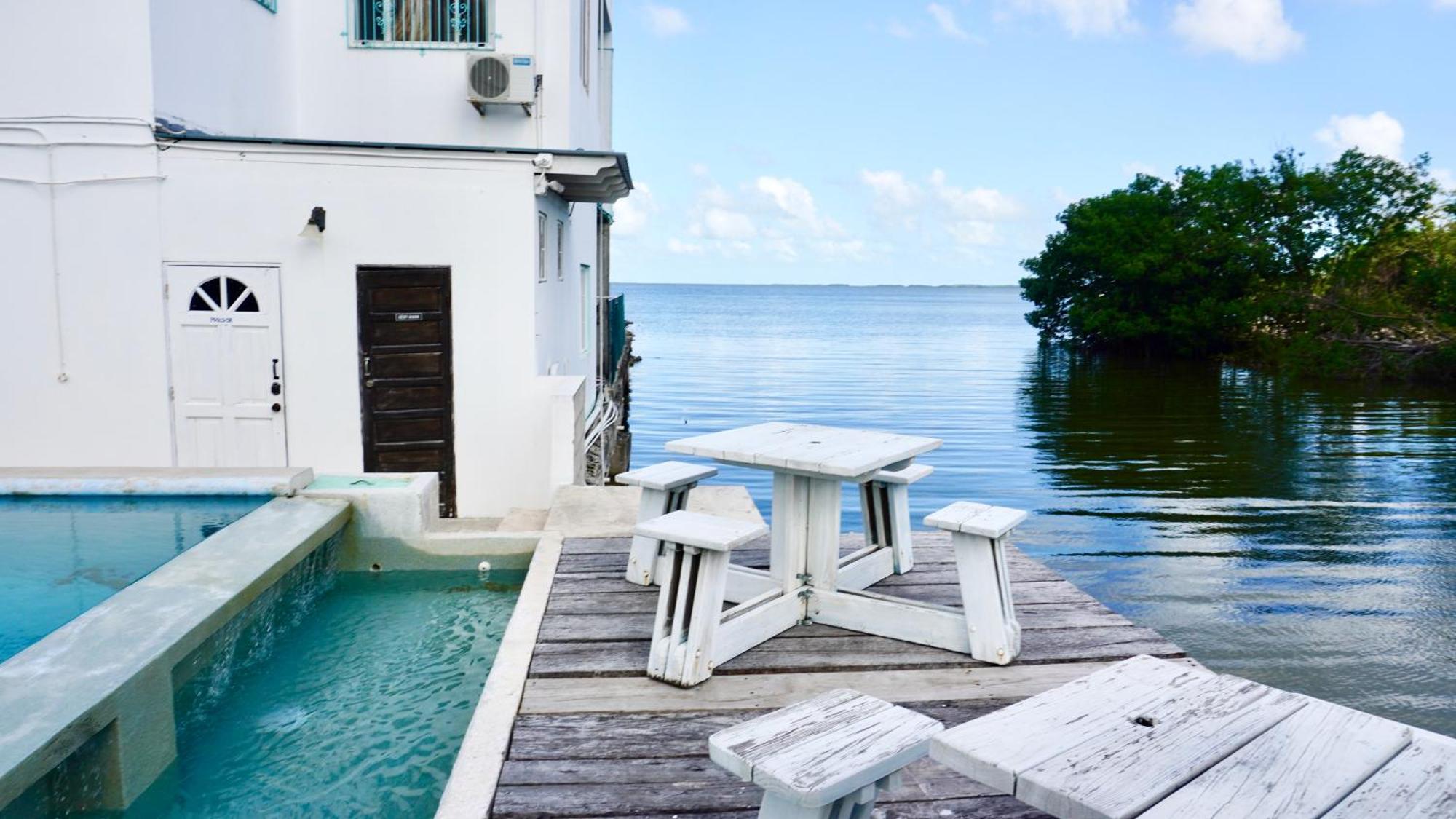 See Belize Poolside Sea View Economy Room With Infinity Pool & Overwater Deck Cidade de Belize Exterior foto