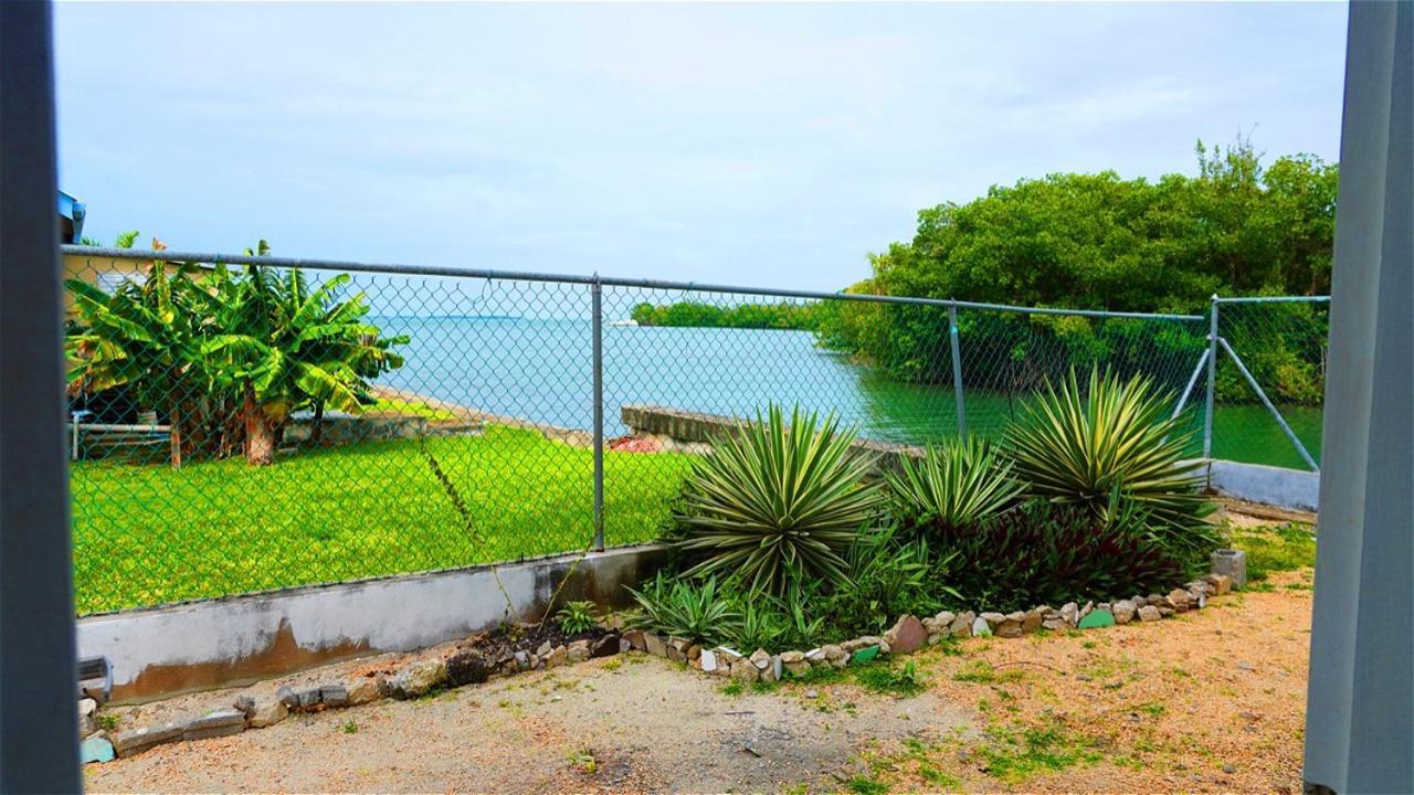 See Belize Poolside Sea View Economy Room With Infinity Pool & Overwater Deck Cidade de Belize Exterior foto